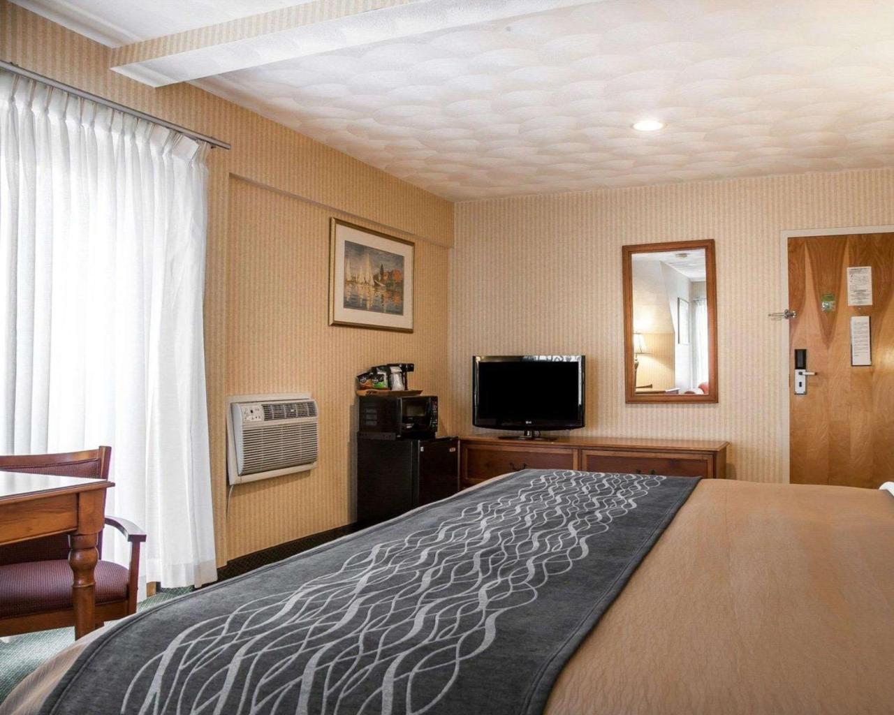 Comfort Inn At Newport Beach Middletown Exterior foto