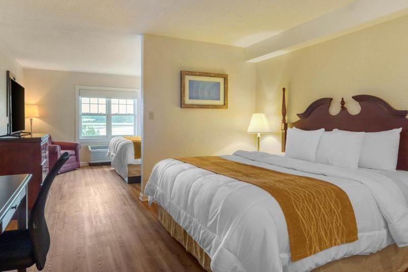 Comfort Inn At Newport Beach Middletown Exterior foto